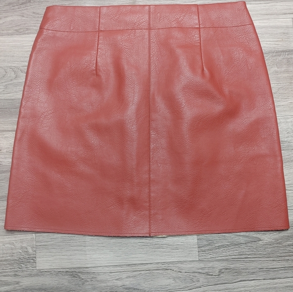 Shinestar Pleather Mini Skirt with front Zipper and Pockets High waisted mini - Picture 6 of 6
